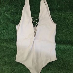 ✨ARITZIA BODYSUIT✨